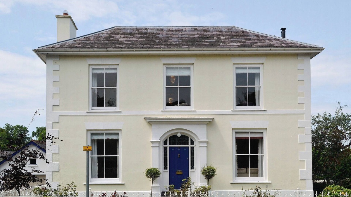 Aberaeron Cottage | 4 bedroom accommodation in Aberaeron