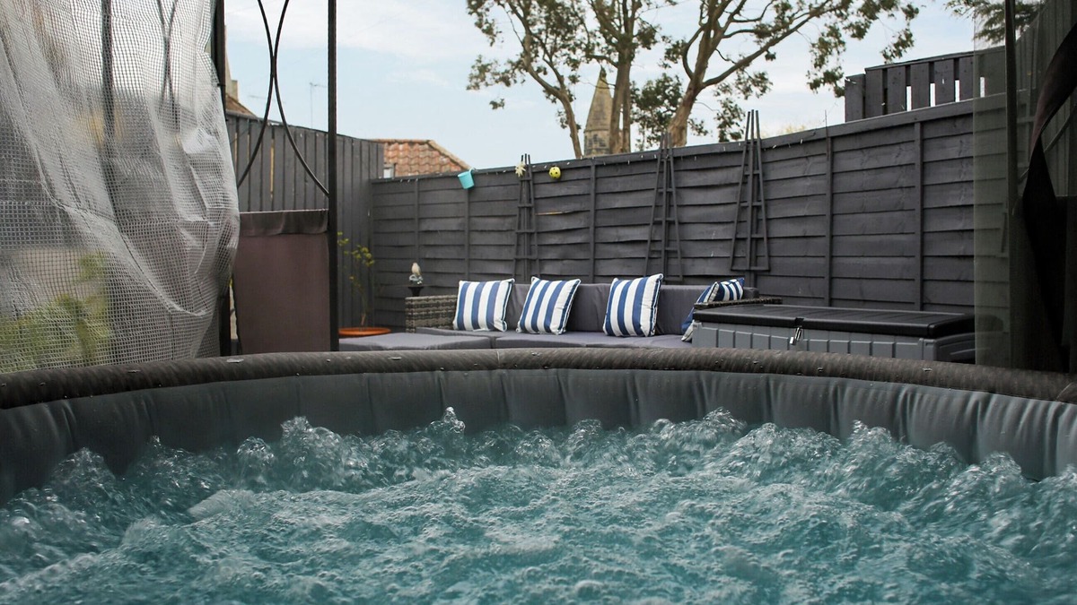 Falkland Cottage | 4 bedroom accommodation in Falkland