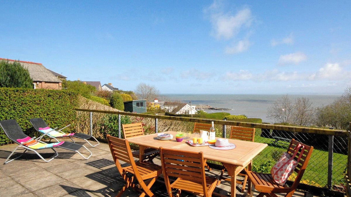 New Quay Cottage | 4 bedroom accommodation in New Quay, near Cardigan