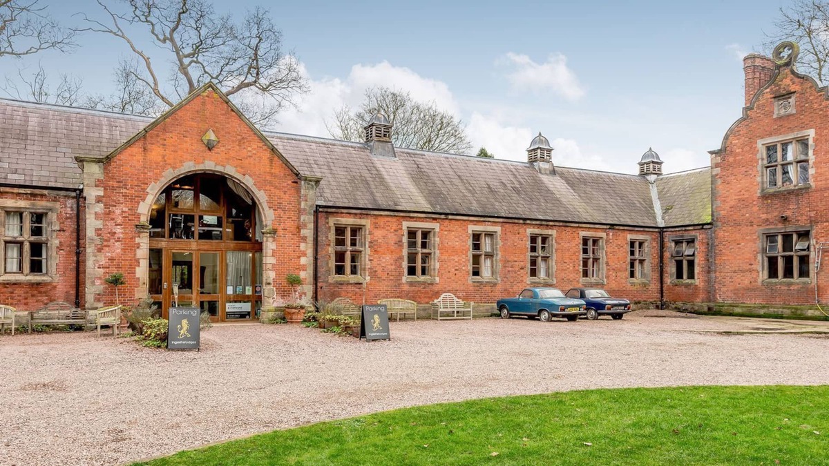 Amerton Cottage | 4 bedroom accommodation in Ingestre, near Stafford