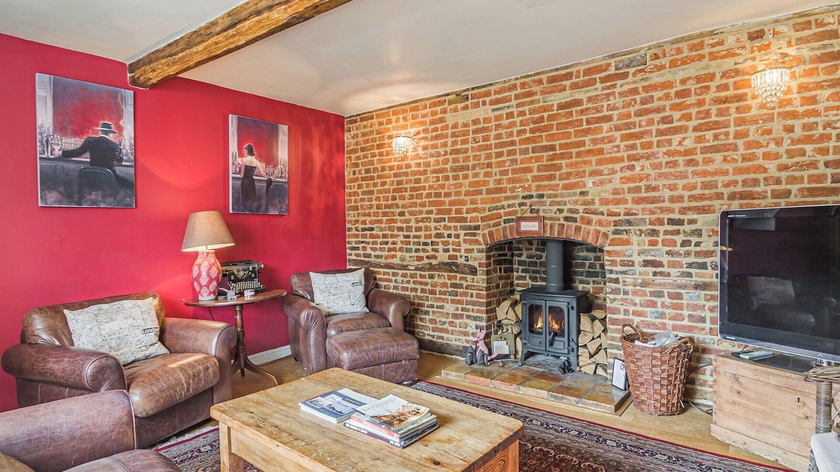 Wangford Cottage | 4 bedroom accommodation in Wangford, near Southwold