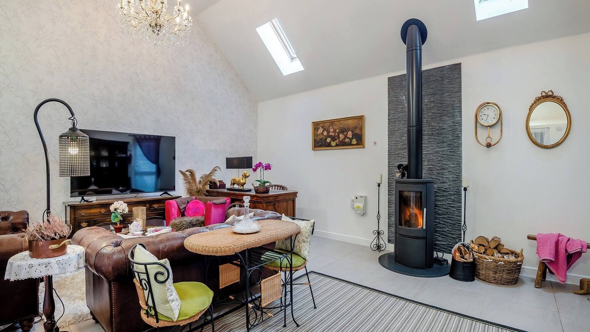 Rudloe Cottage | 4 bedroom accommodation in Corsham