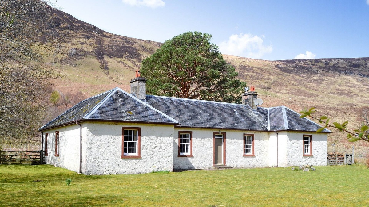 Kyleakin Cottage | 4 bedroom accommodation in Strathconon, Muir of Ord