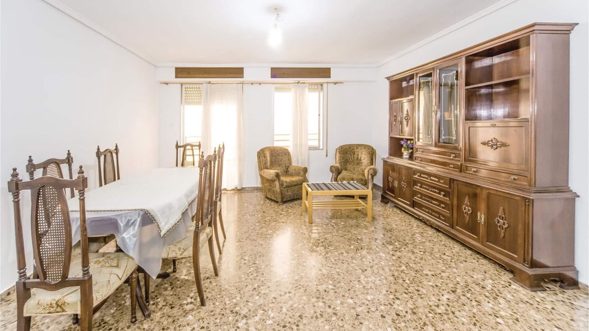 Sagunto Apartment | 4 bedroom accommodation in Sagunto