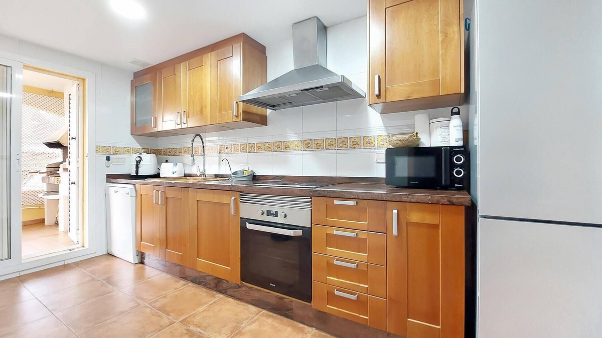 Playa de Almarda House | 4 bedroom accommodation in Sagunto