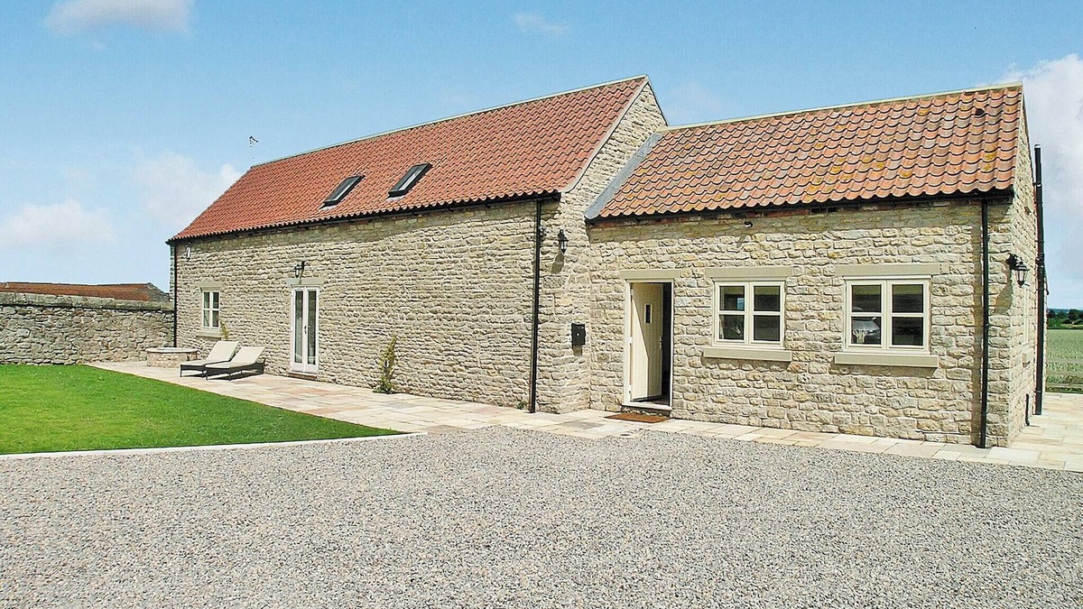 Scawton Cottage | 4 bedroom accommodation in Slingsby, York