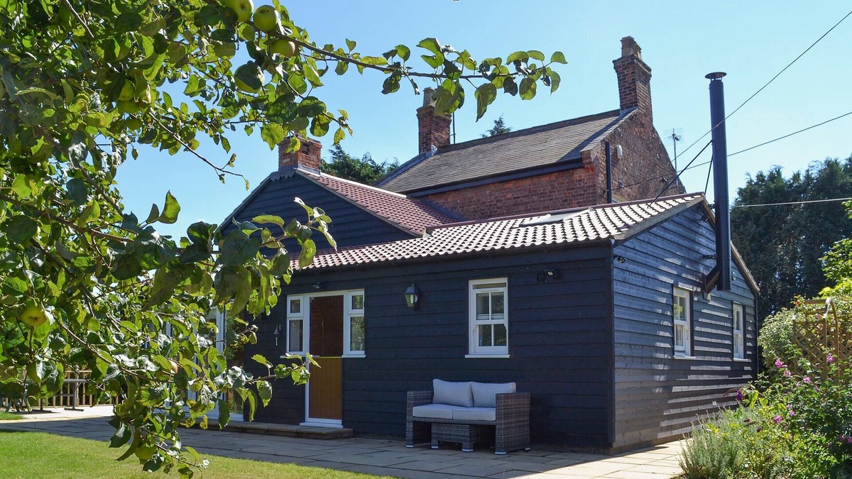 Wisbech Cottage | 4 bedroom accommodation in Wisbech