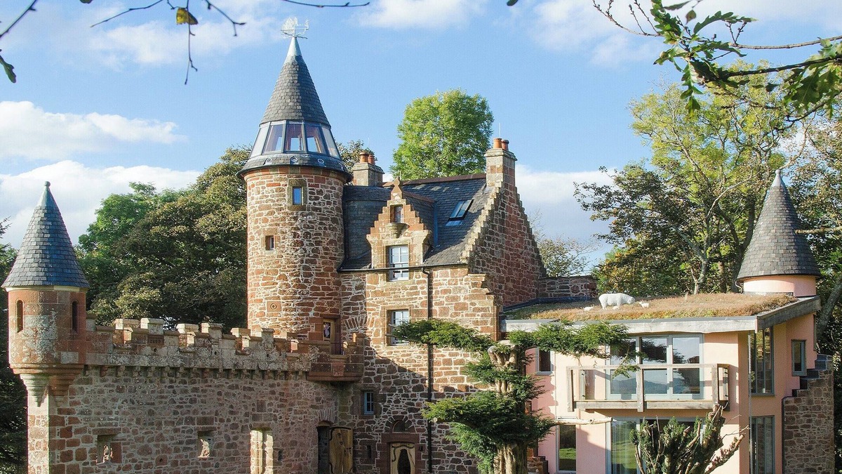 Largs Cottage | 4 bedroom accommodation in Largs