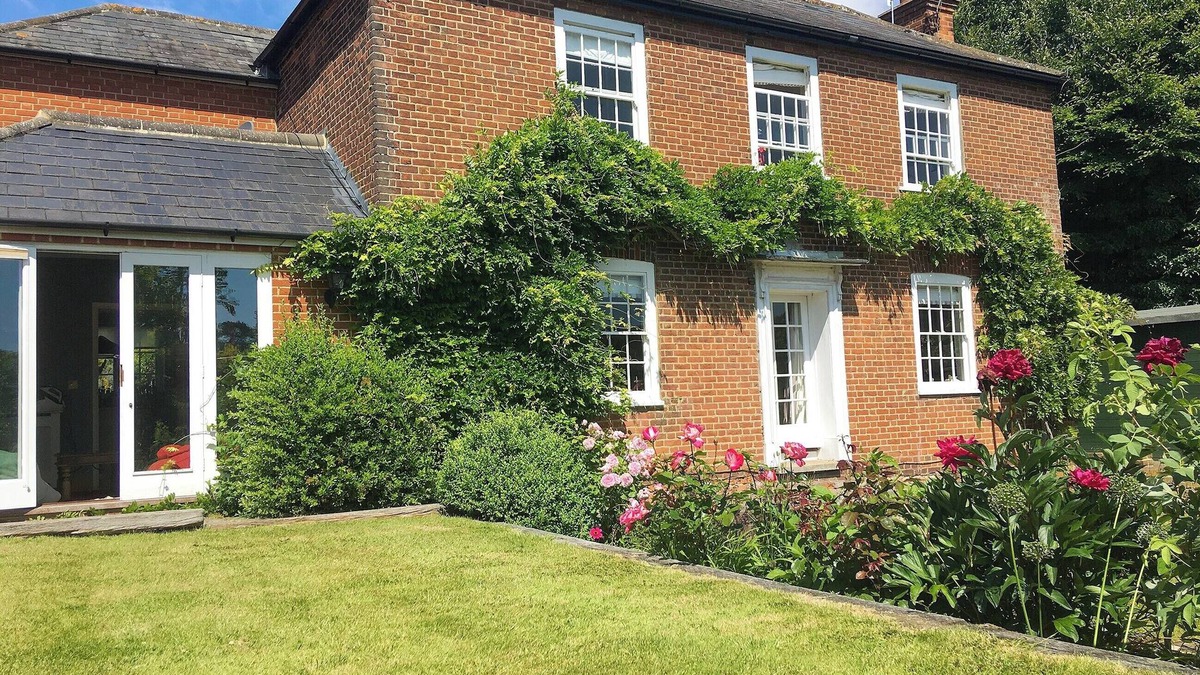 Ham Cottage | 4 bedroom accommodation in Tilmanstone, near Deal