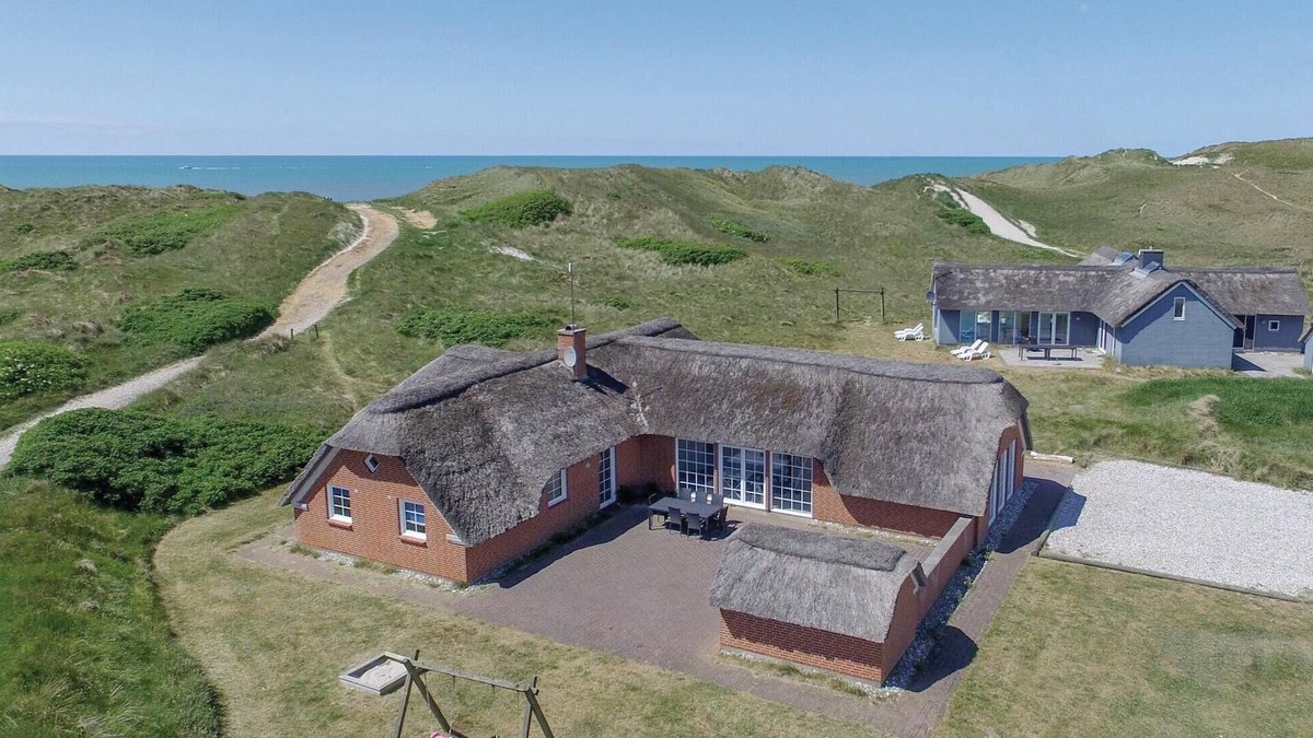 Ringkobing House | 4 bedroom amazing home in Ringkøbing