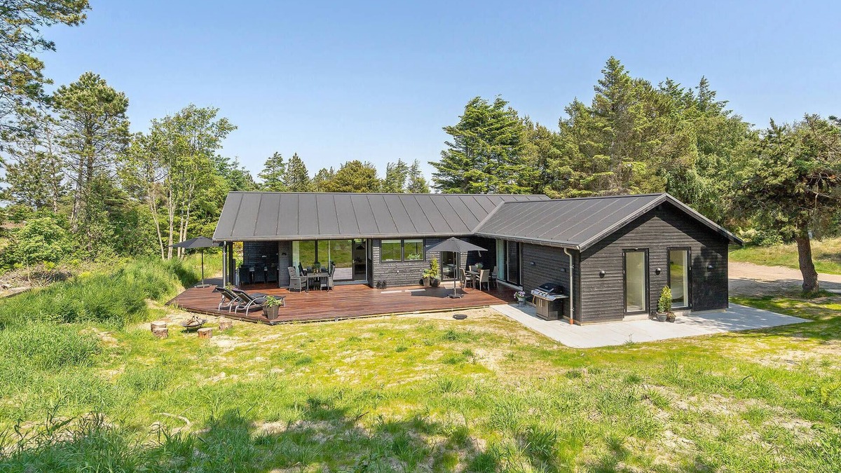 Blokhus House | 4 bedroom amazing home in Blokhus