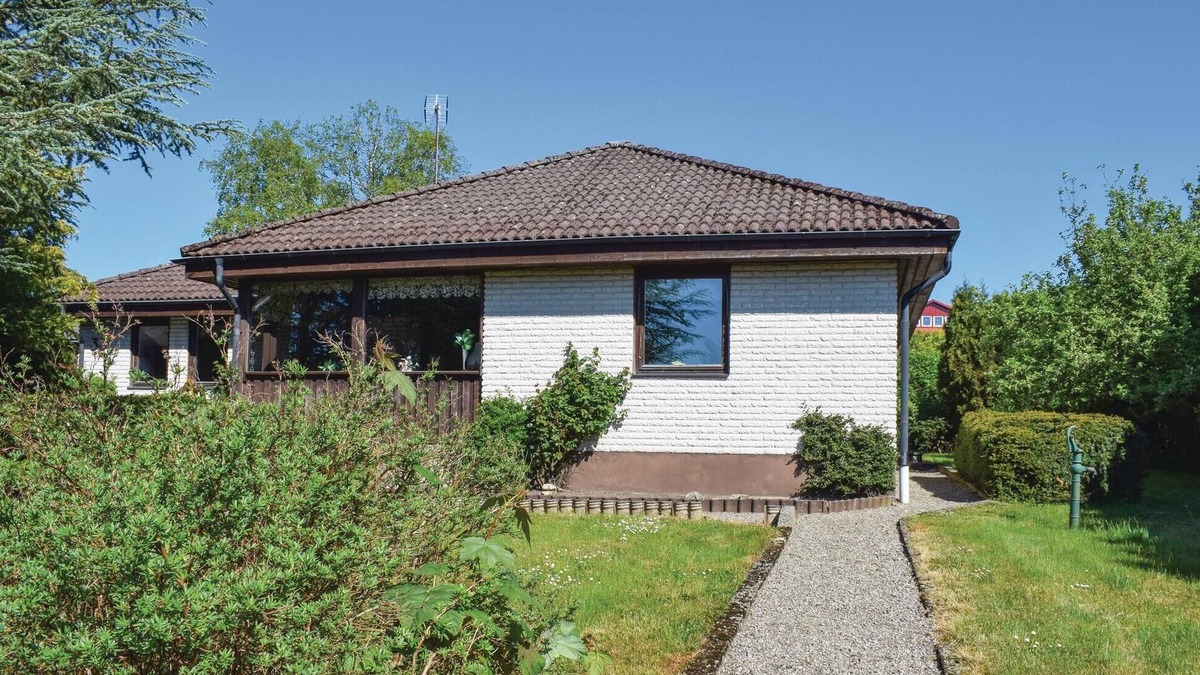 Borrby House | 4 bedroom amazing home in Borrby