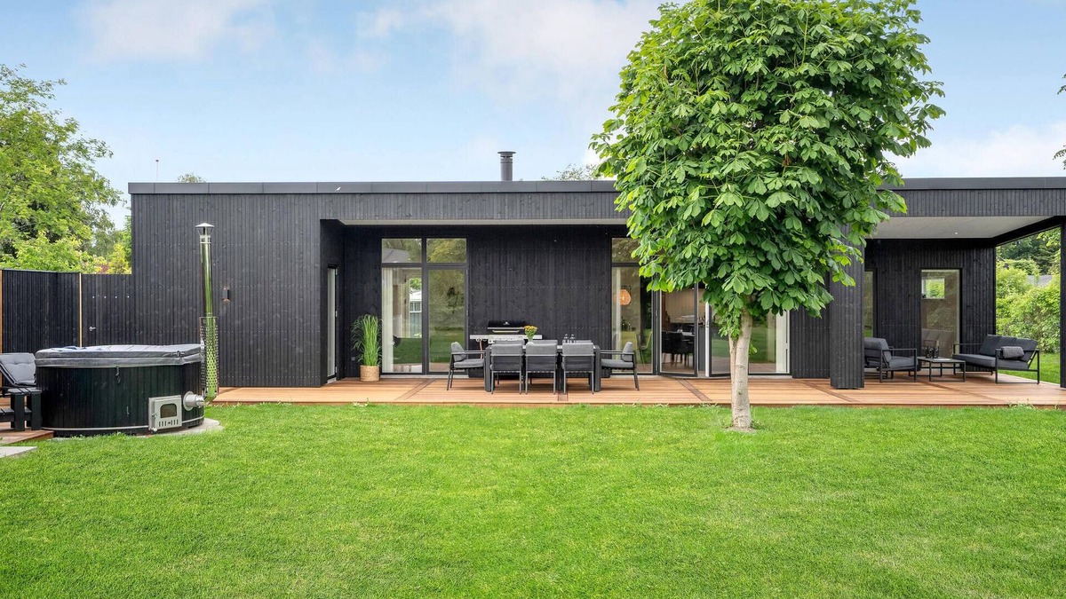 Saksild Strand House | 4 bedroom amazing home in Odder
