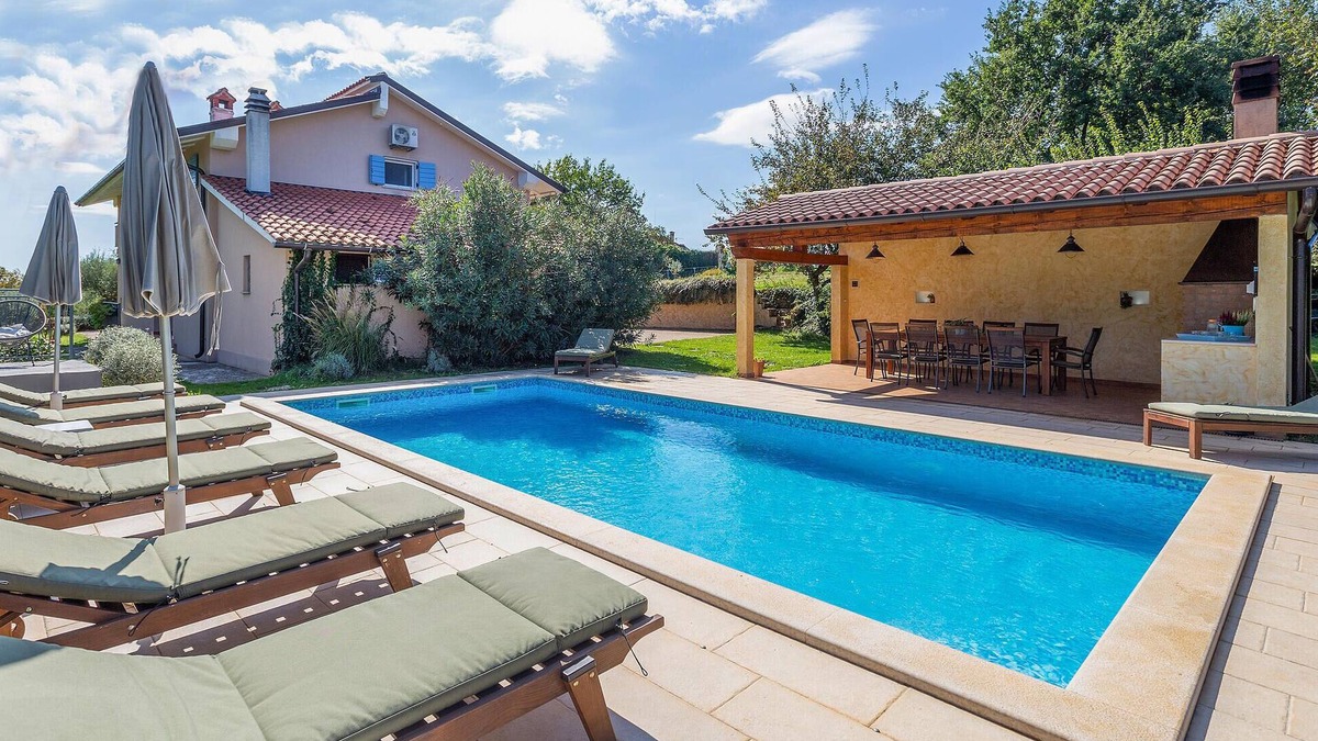 Vela Traba House | 4 bedroom amazing home in Pazin