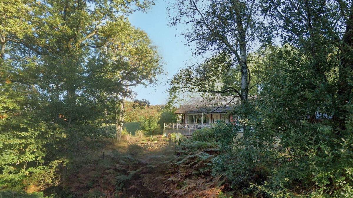 Roke House | 4 bedroom amazing home in Röke