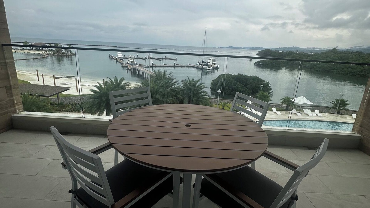 Maria Chiquita Apartment | 4-bedroom apartment Ocean & Marina View, in Playa Escondida Marina & Resort