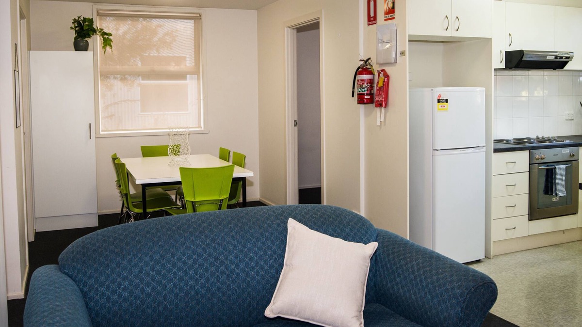 Berwick Apartment | 4 bedroom apartment in Berwick location