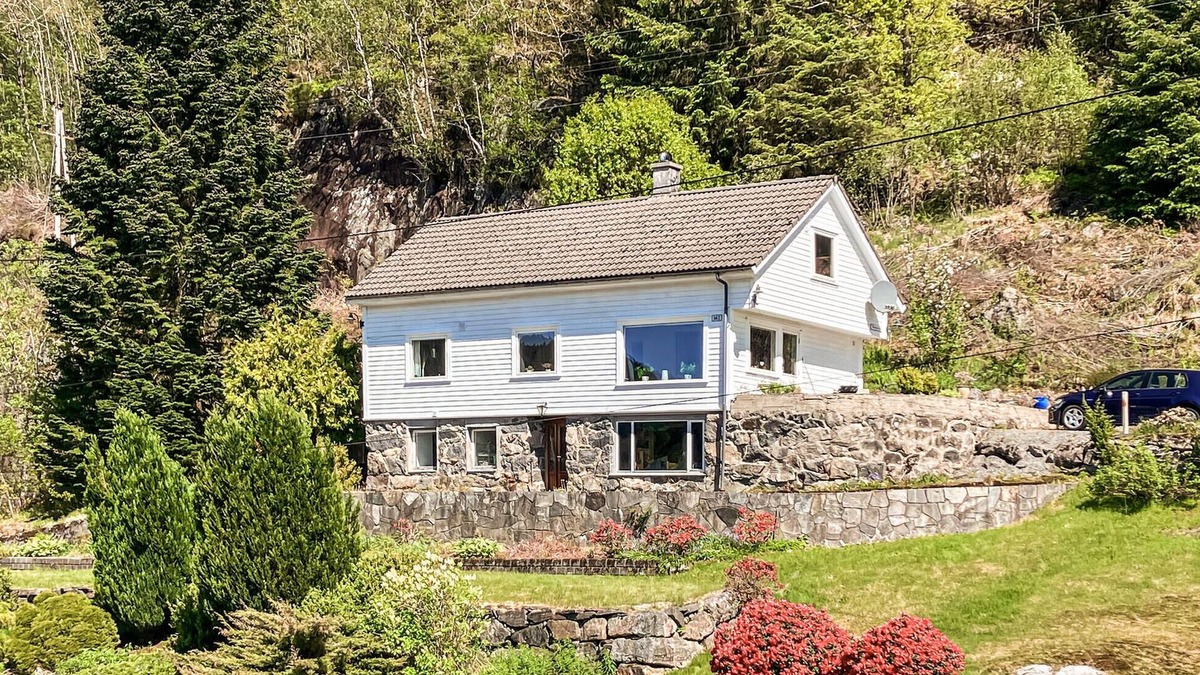 Vindafjord House | 4 bedroom awesome home in Nedre Vats