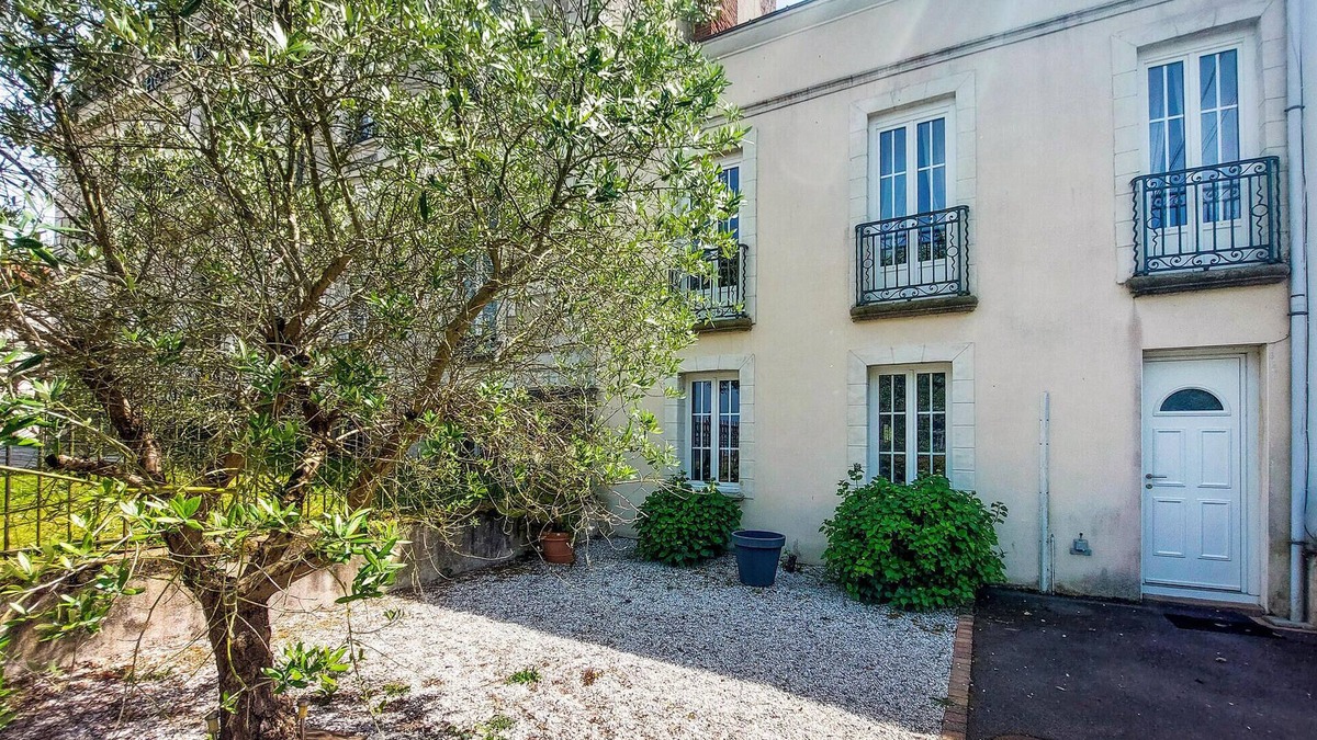 Paimboeuf House | 4 bedroom awesome home in Paimboeuf