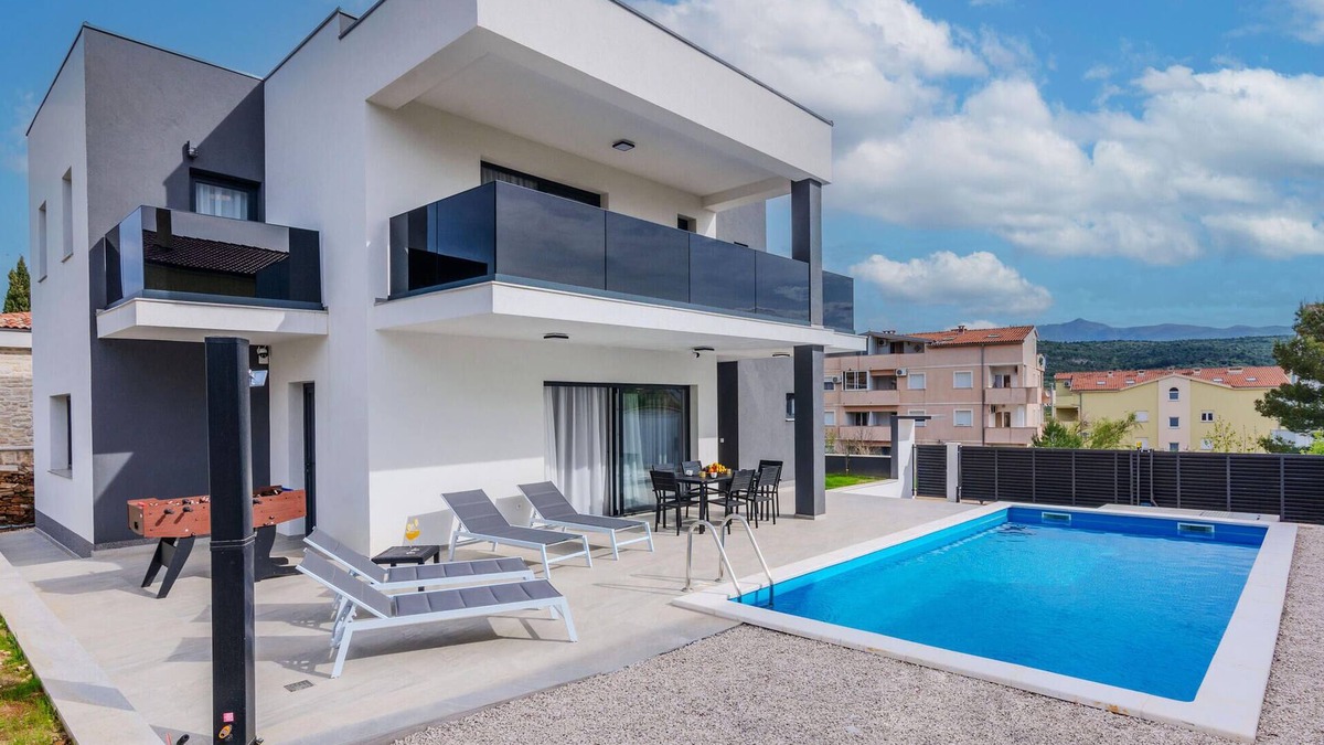 Municipality of Posedarje House | 4 bedroom awesome home in Posedarje