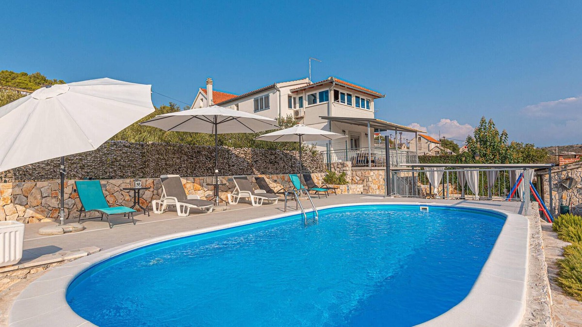 Primosten Burnji House | 4 bedroom awesome home in Primosten