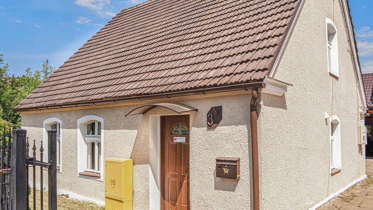 gmina Kobylnica House | 4 bedroom awesome home in Kobylnica