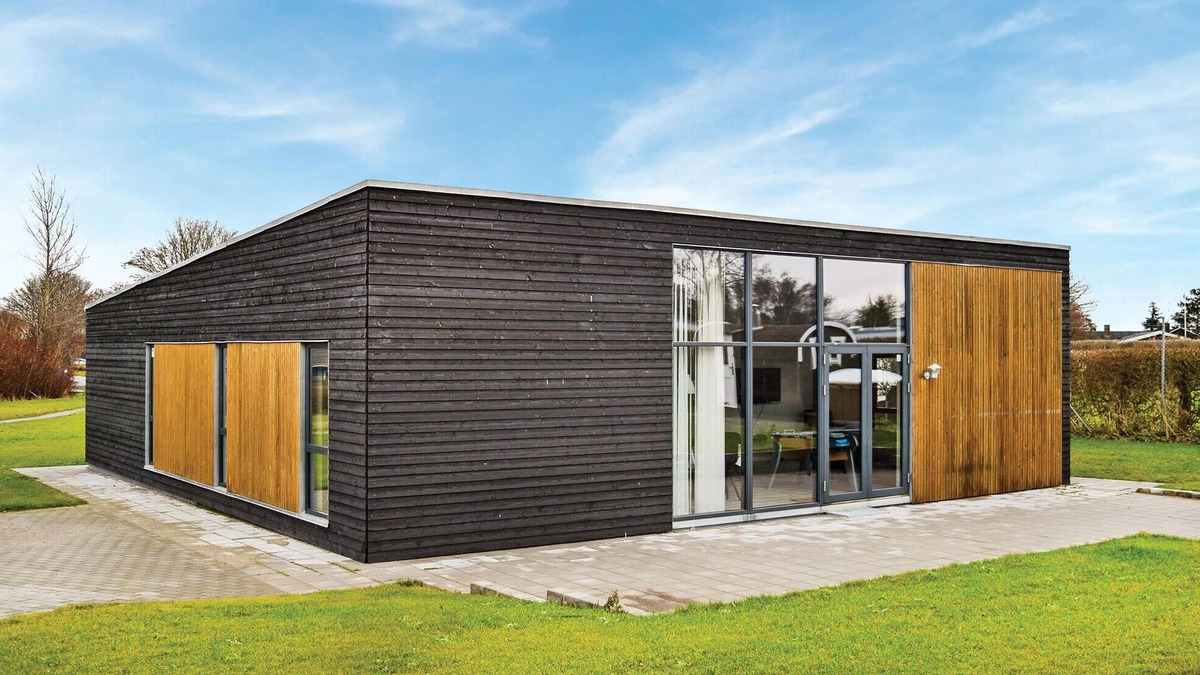 Saksild Strand House | 4 bedroom awesome home in Odder
