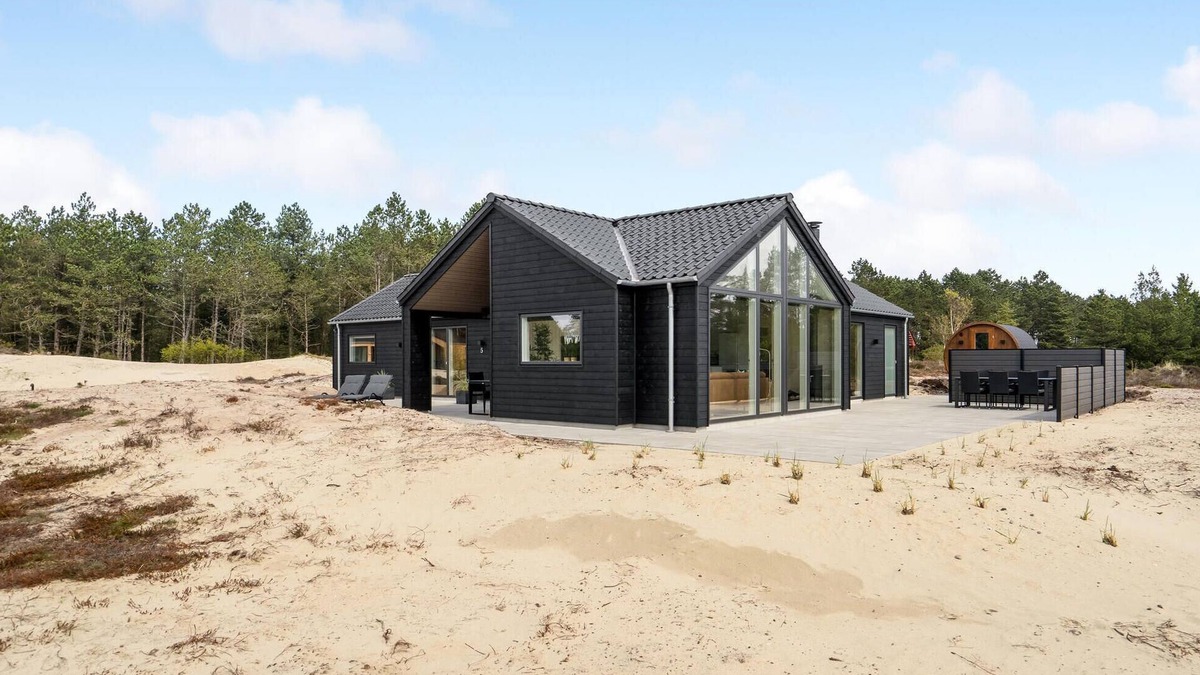 Sønderstrand House | 4 bedroom awesome home in Rømø