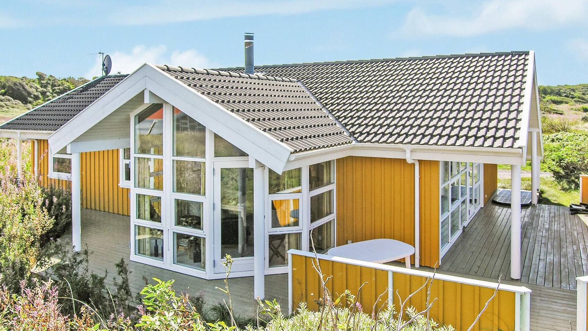 Hjørring House | 4 bedroom beautiful home in Hjørring