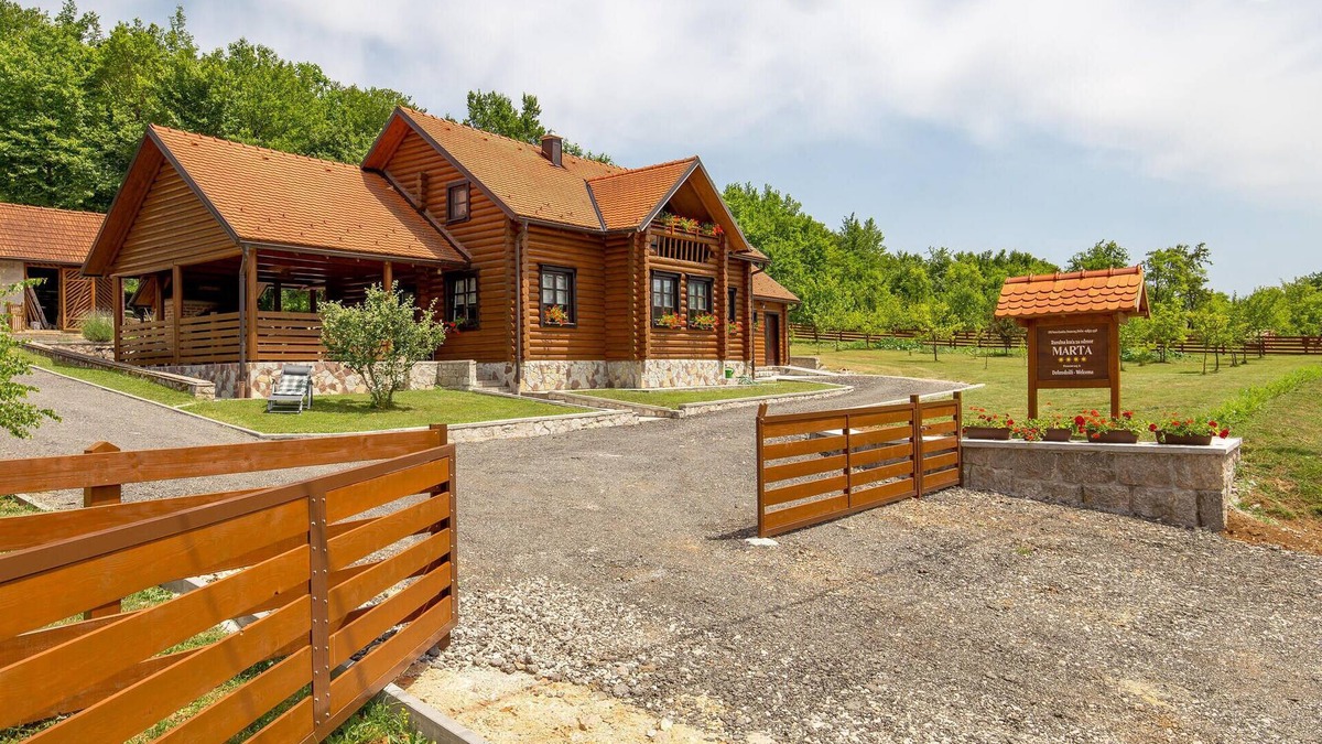 Otocac House | 4 bedroom beautiful home in Otocac