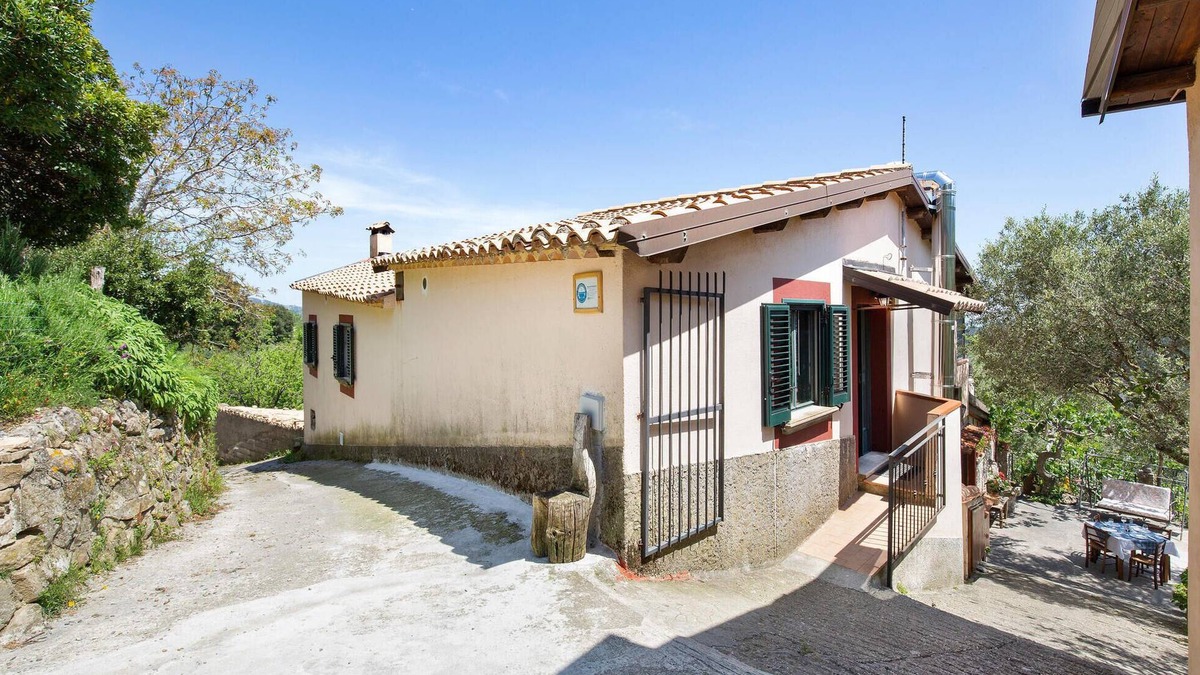 Cimina House | 4 bedroom beautiful home in Ciminà