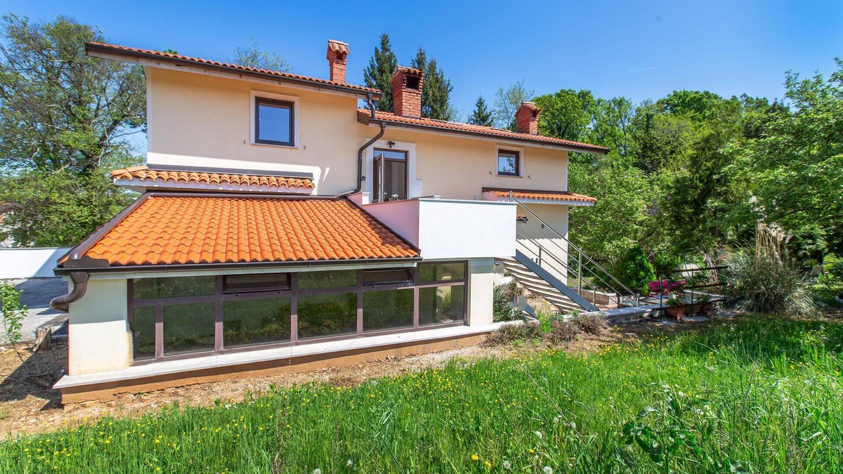 Sezana House | 4 bedroom beautiful home in Sezana