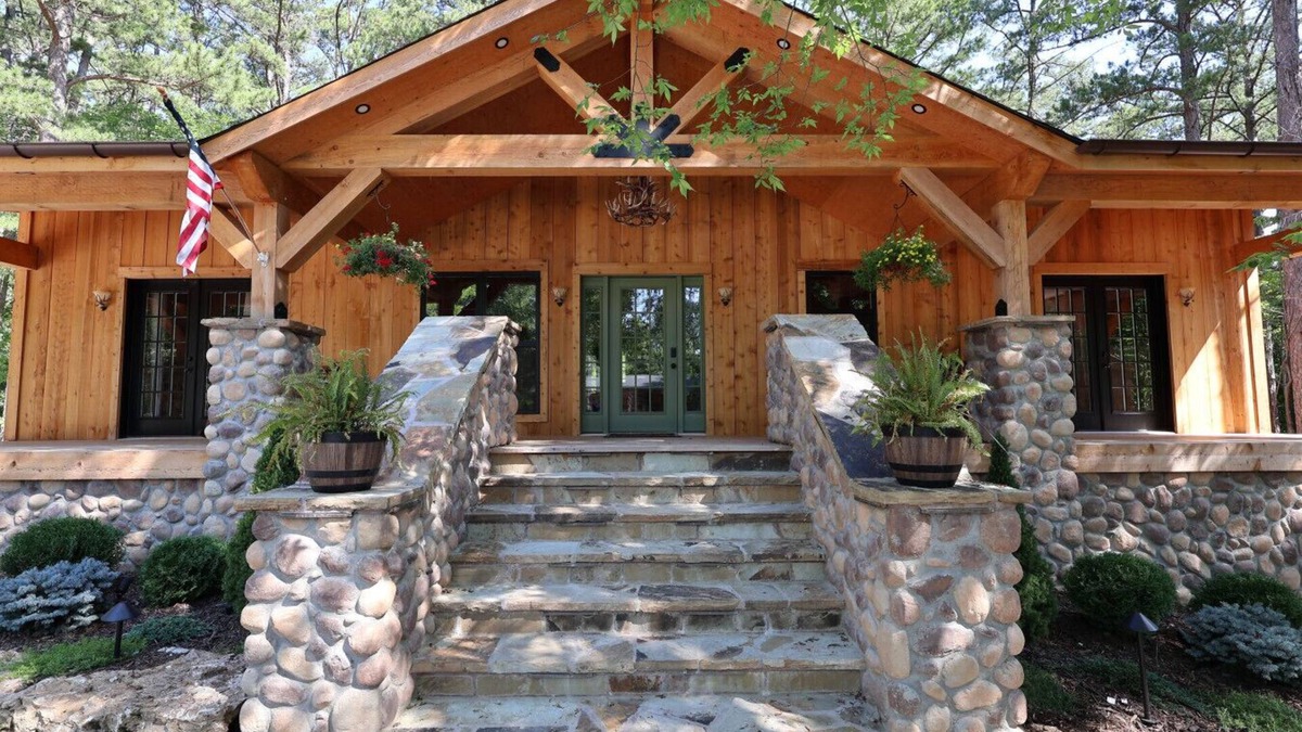 Imperial Cabin | 4 Bedroom Cabin Retreat