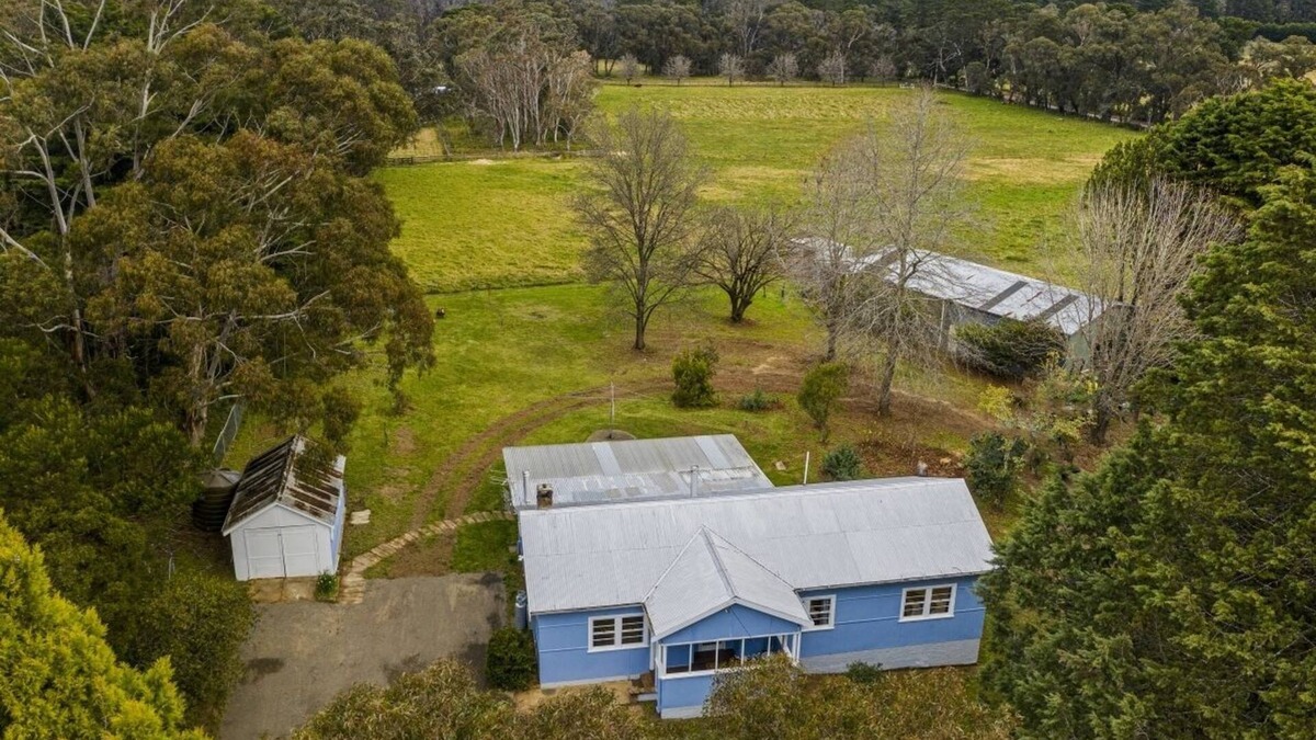 Penrose Cottage | 4 Bedroom cottage, with fire pit! 🔥