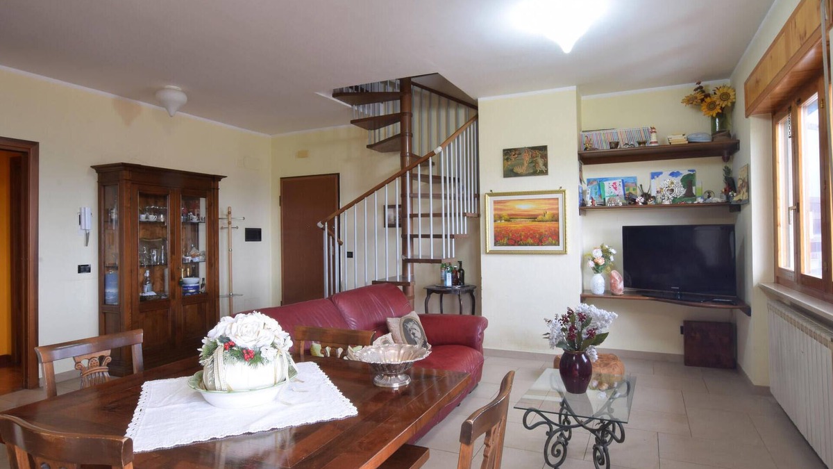 Rogliano Apartment | 4 bedroom cozy apartment in Rogliano