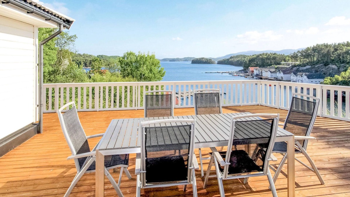 Sveio House | 4 bedroom cozy home in Auklandshamn