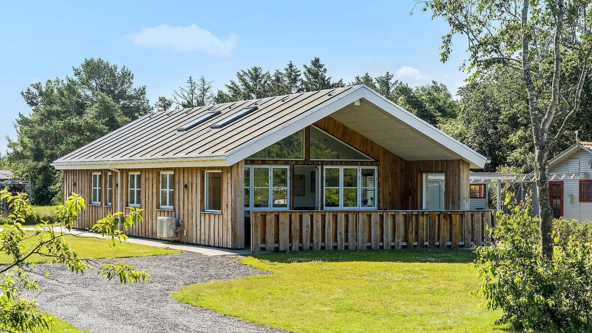 Skjern House | 4 bedroom cozy home in Skjern