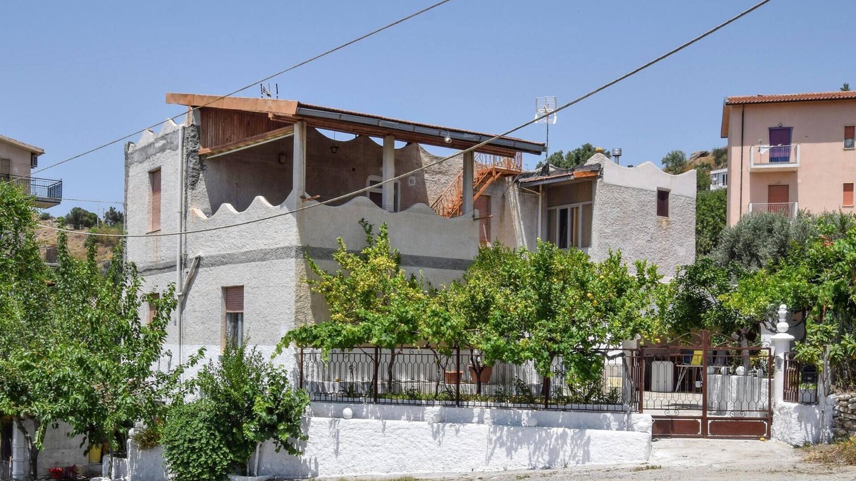 Bocale House | 4 bedroom cozy home in Reggio Calabria