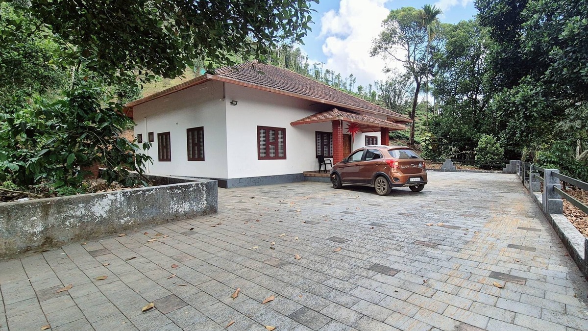 Mananthavady Other | 4-bedroom farmhouse in peaceful Periya with WiFi