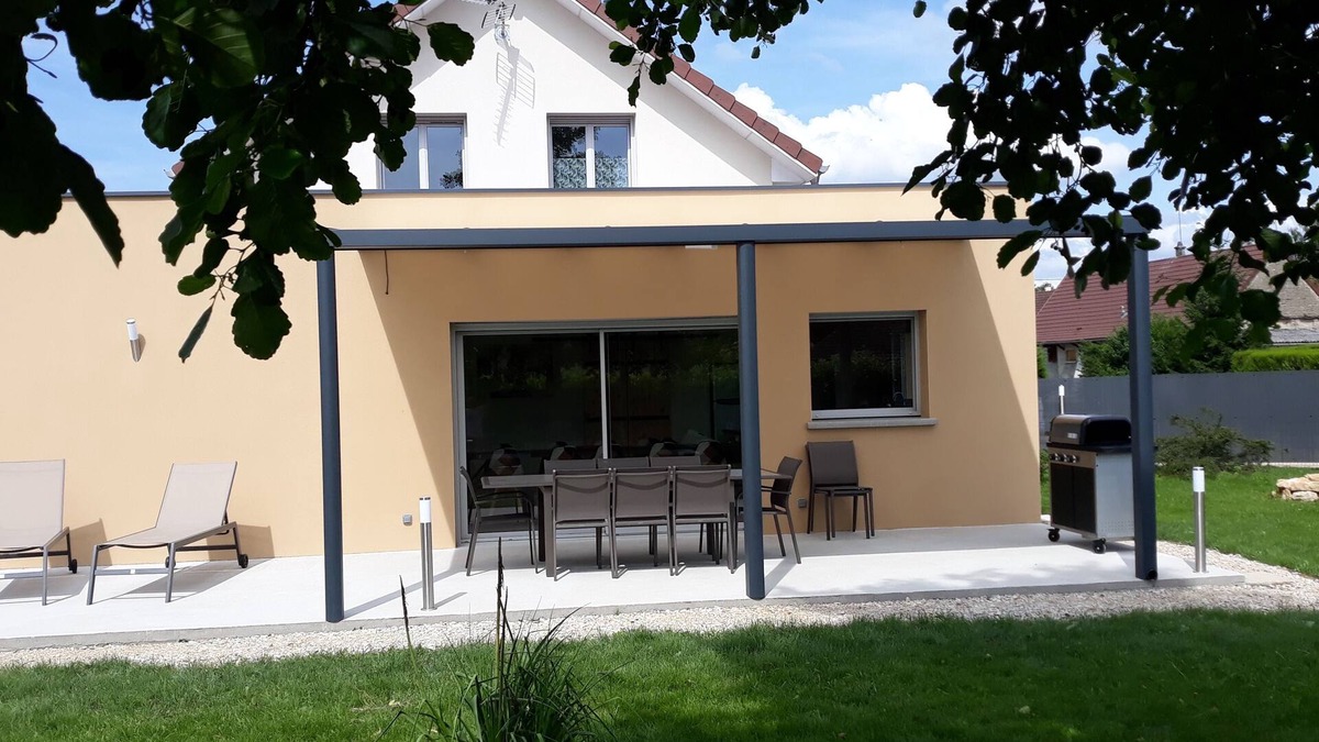 Savigny-en-Revermont House | 4 Bedroom Private vacation home in Savigny-en-Revermont