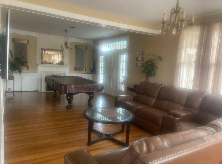 Broadmoor House | 4 Bedroom Gem And All Dat Jazz!!!