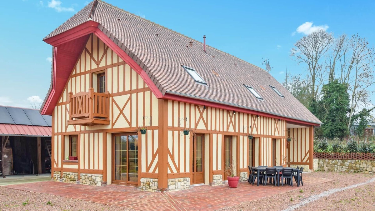 Saint-Julien-de-Mailloc House | 4 bedroom gorgeous home in Valorbiquet