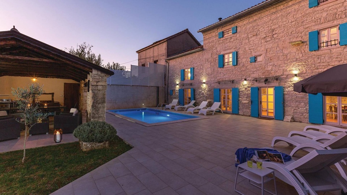Kringa House | 4 bedroom gorgeous home in Kringa