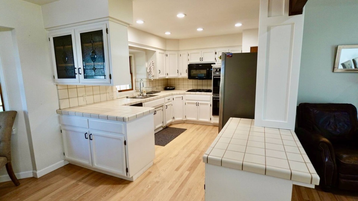 Fowler House | 4-Bedroom Haven: 2 Full Baths, Peaceful Retreat with Modern Comforts!