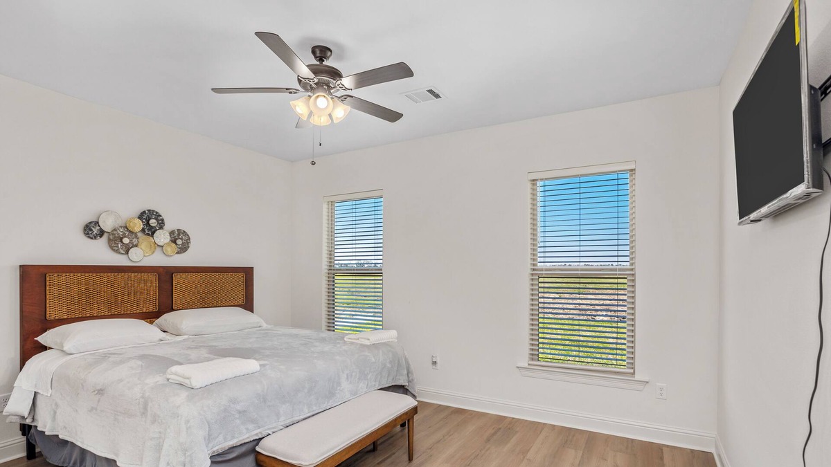Lake Charles House | 4 bedroom home in Iowa, LA 7950 LT