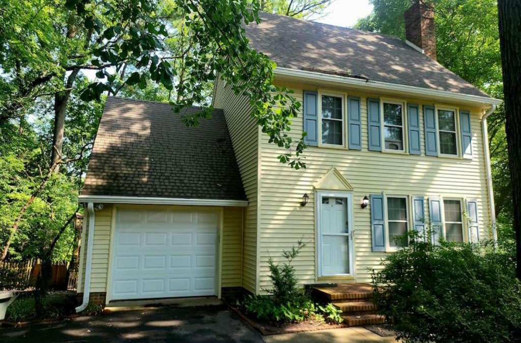 Salisbury House | 4-Bedroom House Close to Beach