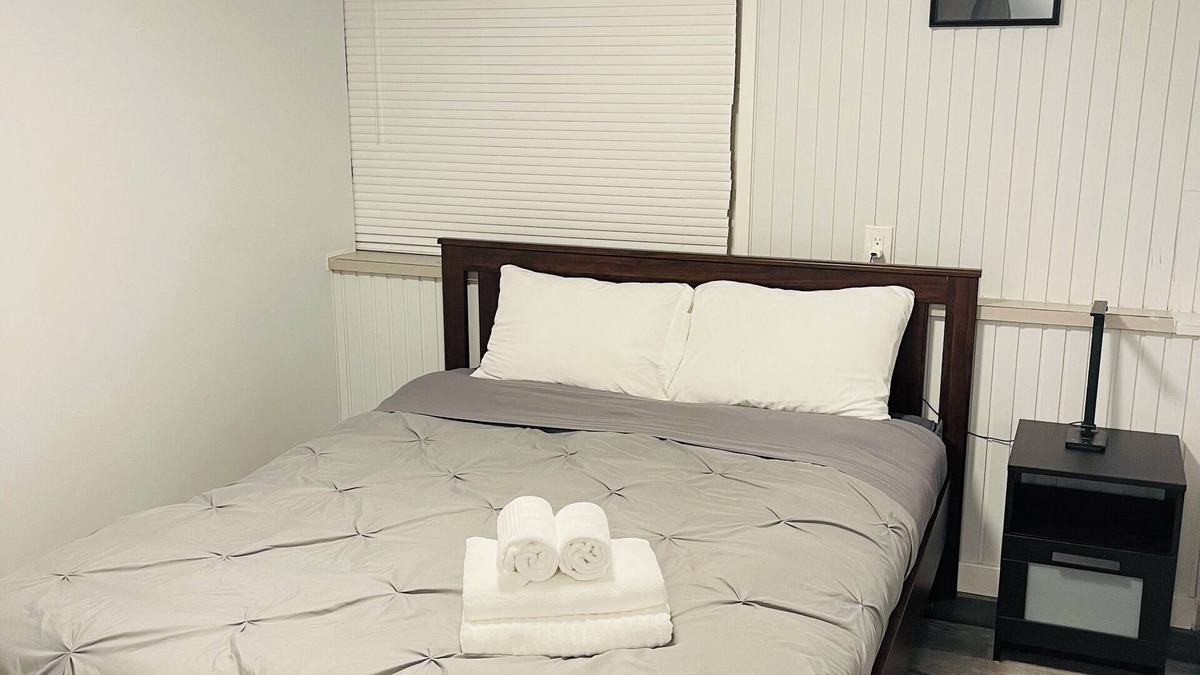 Hastings House | 4-bedroom house in beautiful Vancouver - close to Downtown and PNE