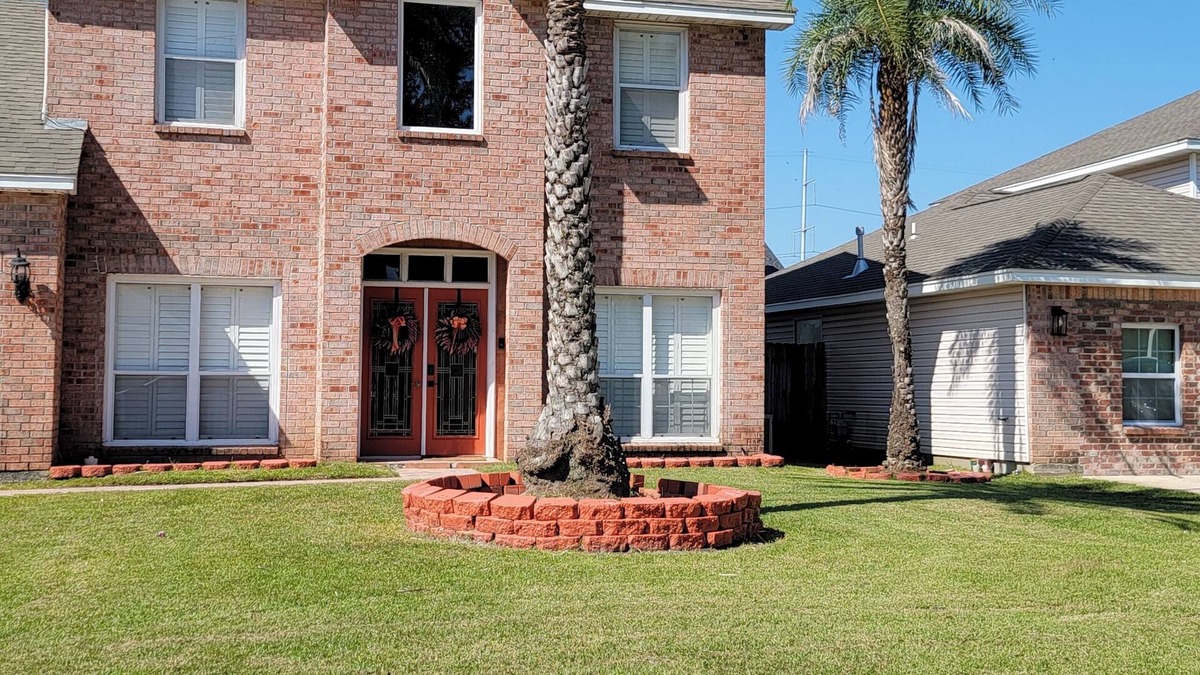Slidell House | 4-bedroom house in charming Slidell with AC, WiFi. Book now