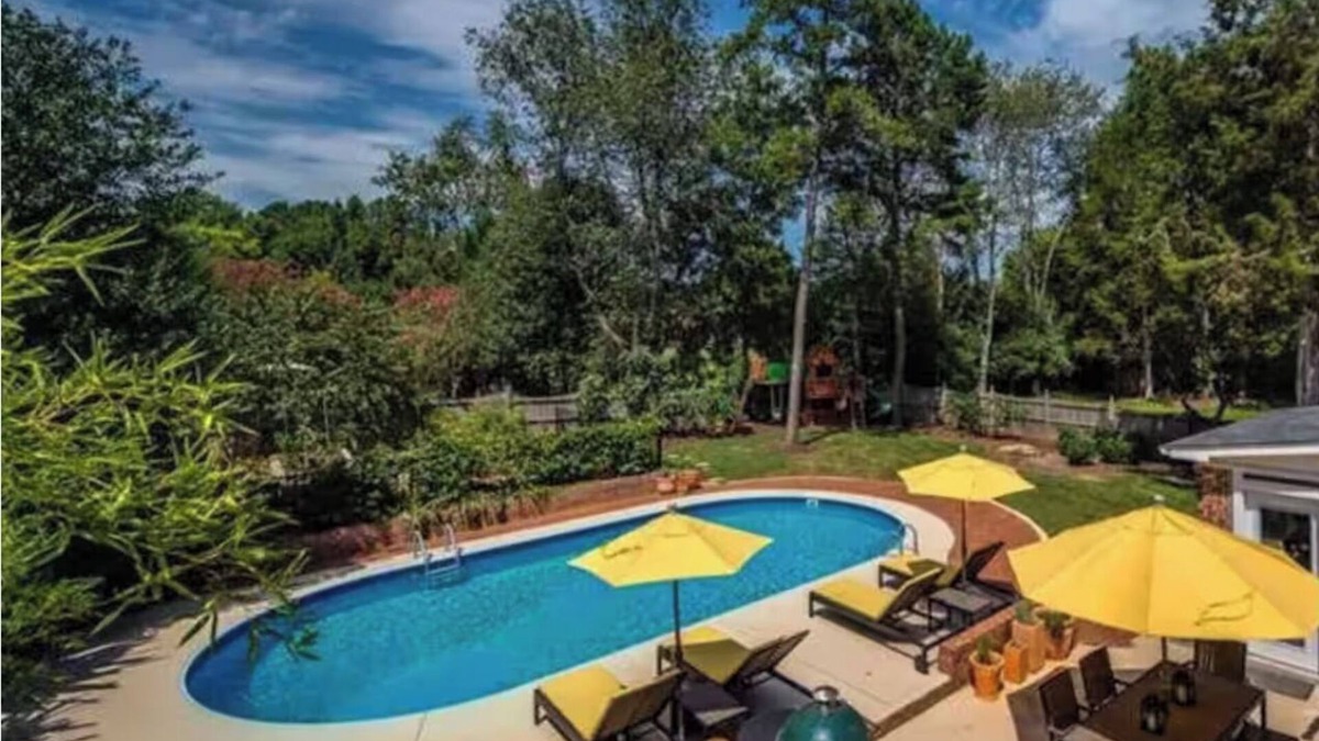 Paw Creek House | 4-bedroom house in fantastic Charlotte with POOL