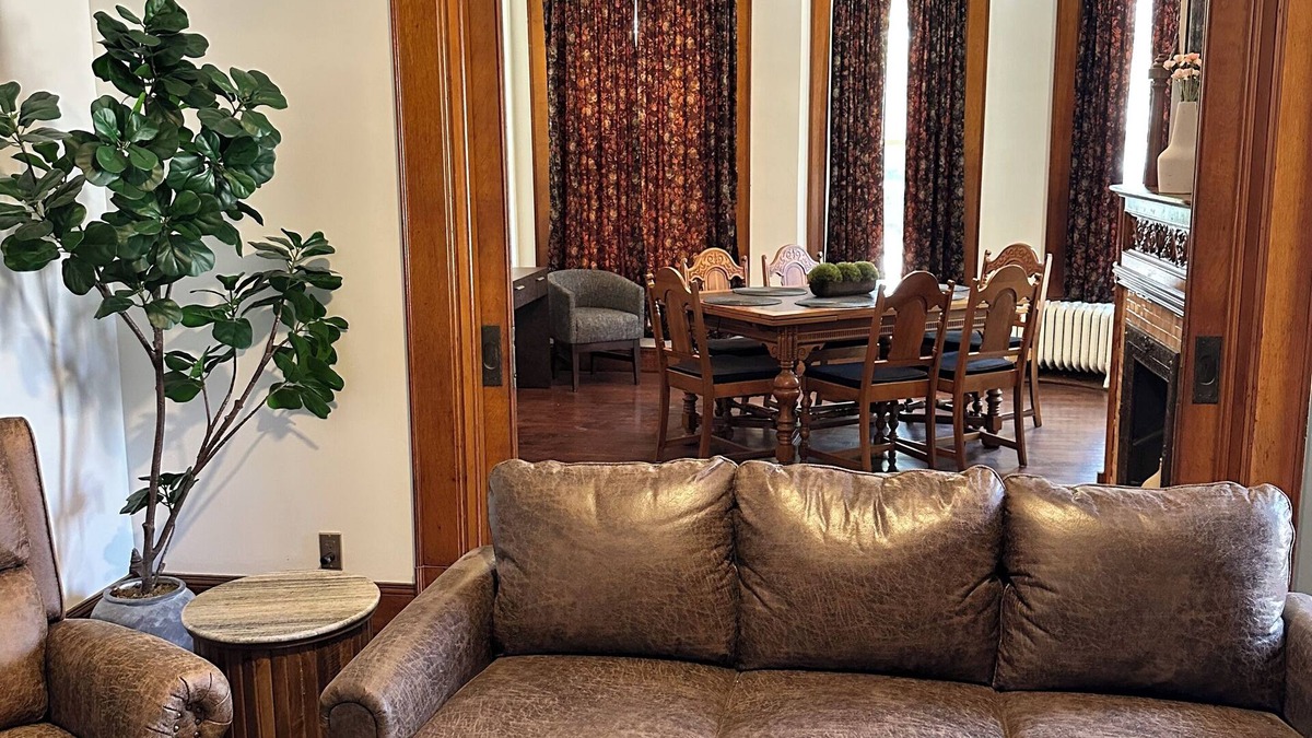 Xenia House | 4-bedroom house in historic downtown Xenia w/WiFi, AC. Book your stay now!